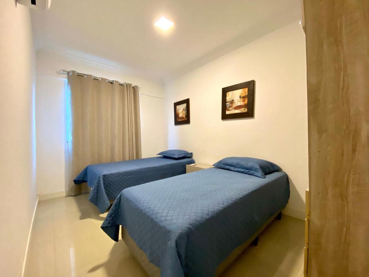 Confortavel Apartamento Em Condominio Com Piscina 邦比尼亚斯 外观 照片