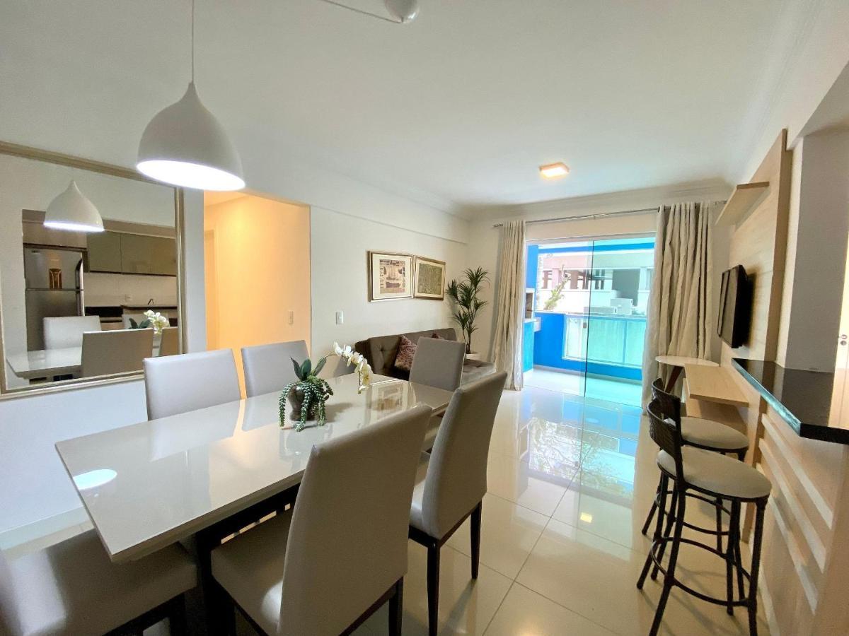 Confortavel Apartamento Em Condominio Com Piscina 邦比尼亚斯 外观 照片